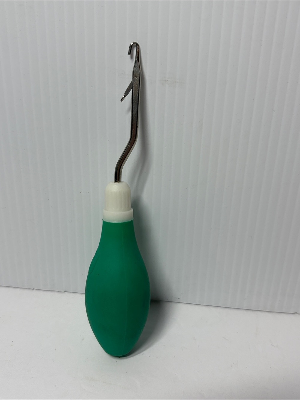 Boye Ergonomic Rug Hook Latch Hook Tool